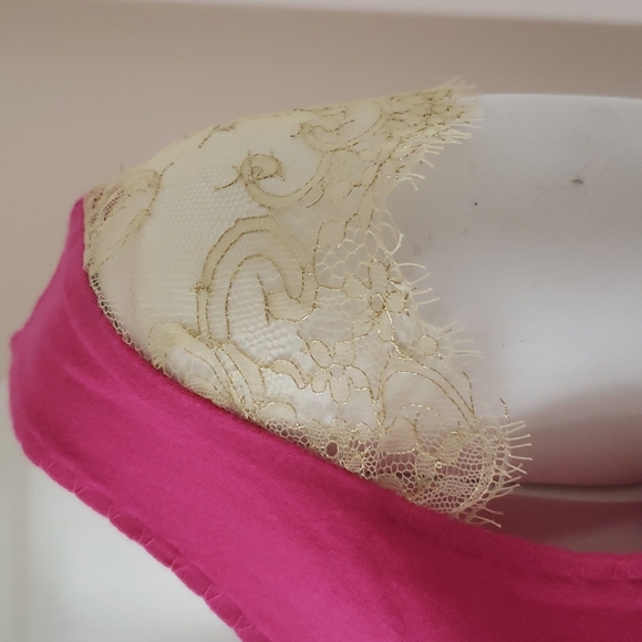 GF Ferre fusia lace trimed top - Picture 4 of 8